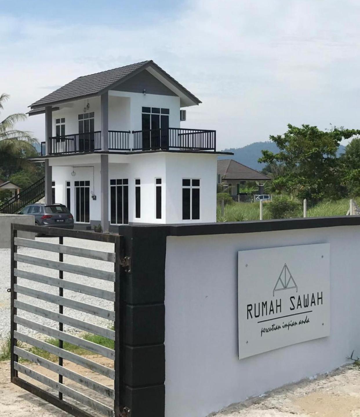 Rumah Sawah Homestay 巴西富地 外观 照片